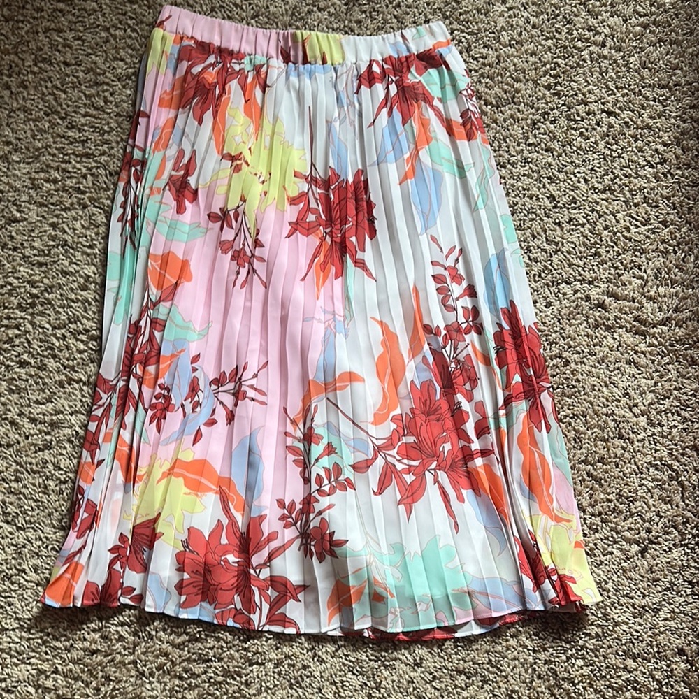 Floral Pleated Skirt - Multicolor